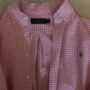 Clean, excellent condition casual button up shirt